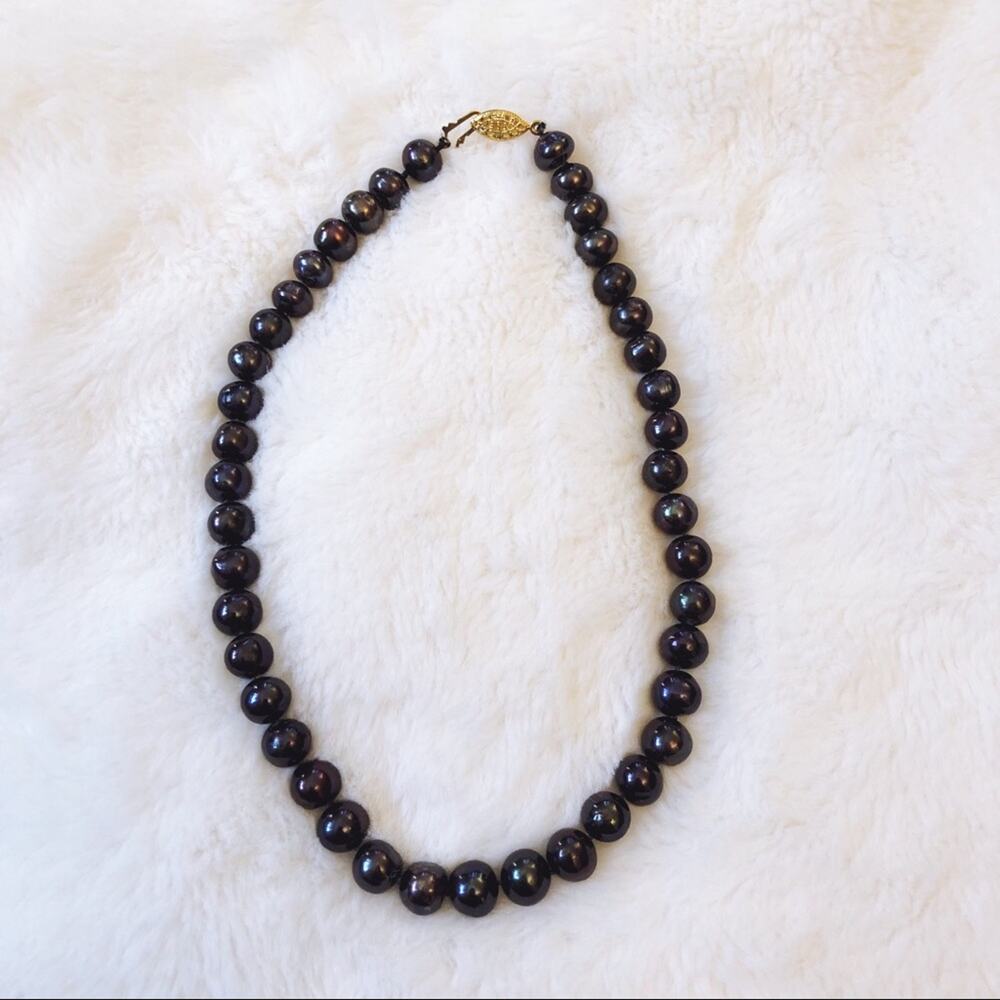 Multi-color Dark Beans Necklace - Picture 5 of 9